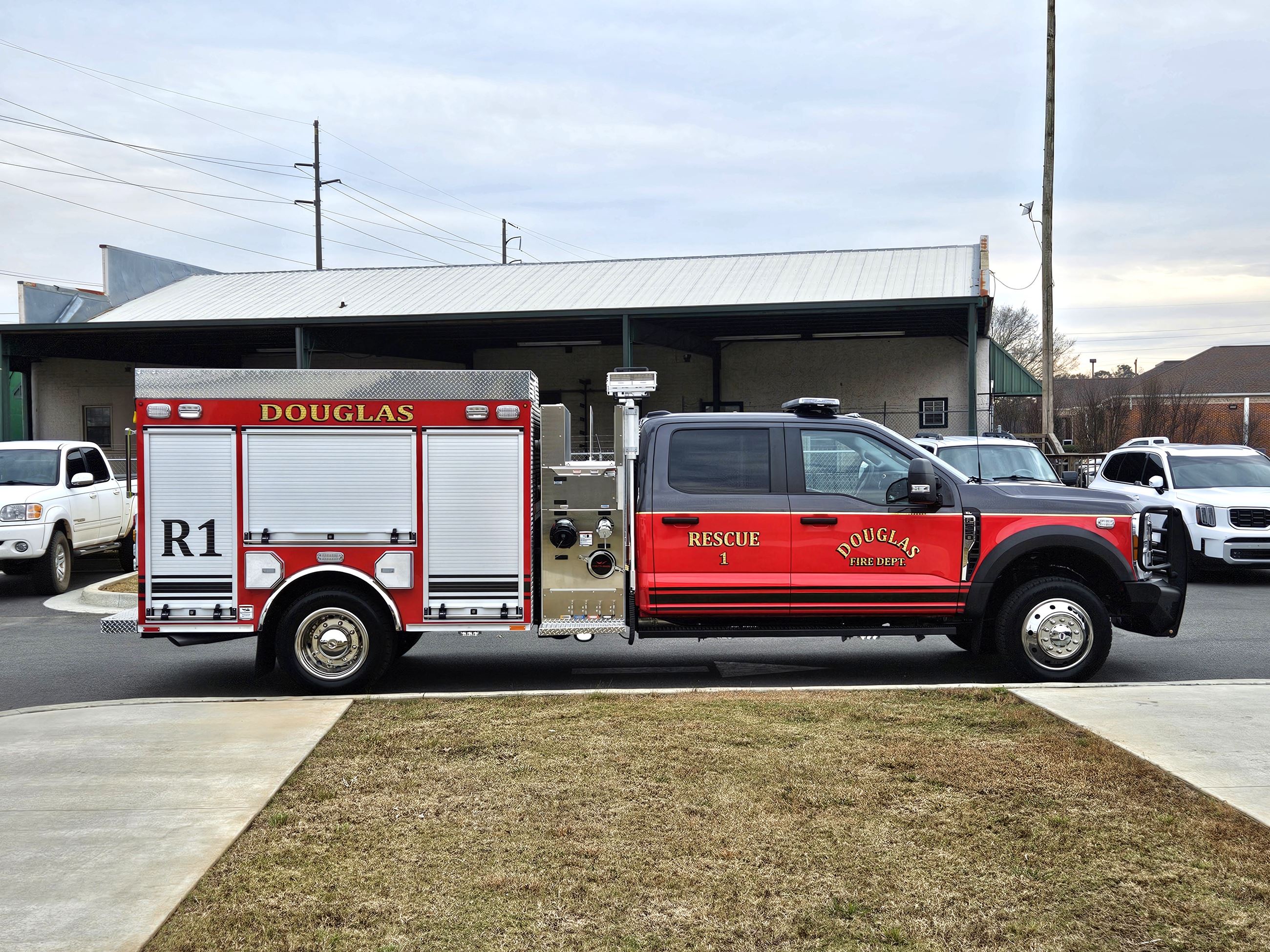 DFD New Mini Pump Fire Rescue Truck 1-21-2026 (1)