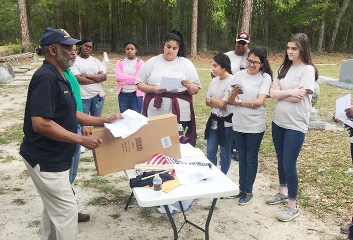Mayor's Youth Council at Volunteer Opportunity