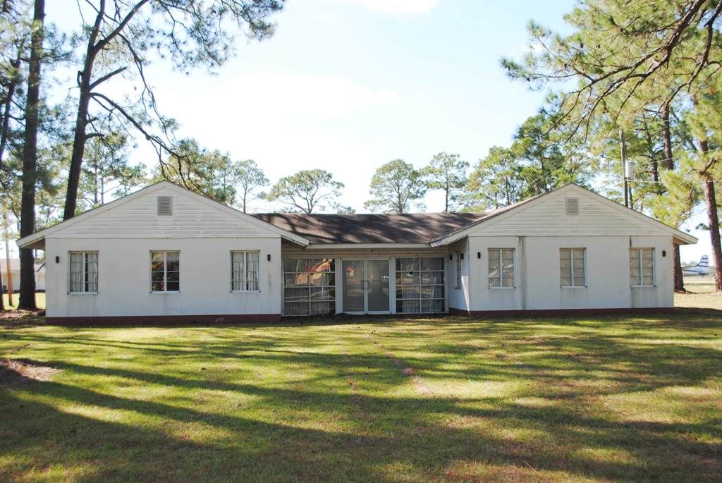 Barracks8RoadSide