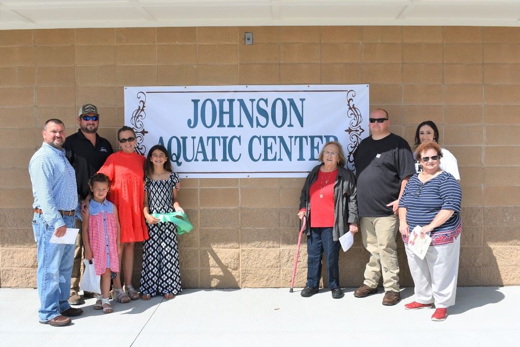 Ribbon Cutting 5-27-2022 (29)